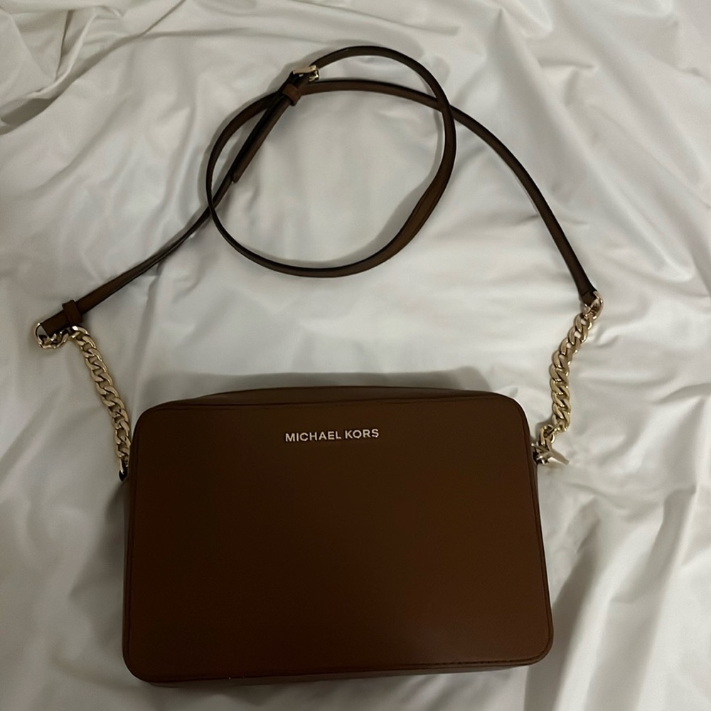 Cross body